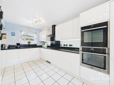 Willowdale Close, 5 bedroom Detached House for sale, £435,000