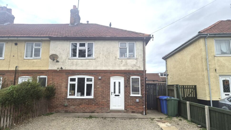 Main image of 3 bedroom End Terrace House for sale, Milner Road, Bridlington, East Riding of Yorkshire, YO16