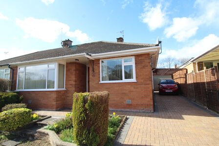 2 bedroom Semi Detached Bungalow for sale