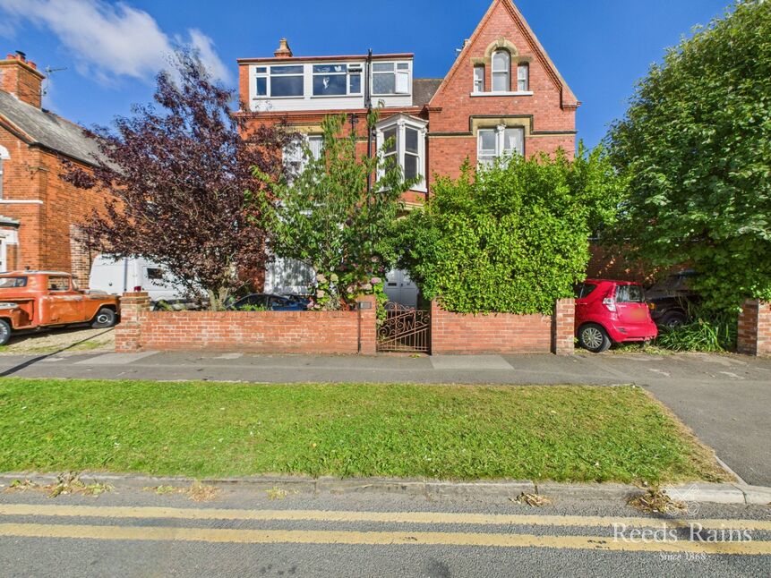 Main image of 7 bedroom Detached House for sale, Cardigan Road, Bridlington, East Yorkshire, YO15