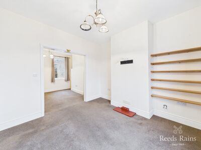 Moorfield Road, 2 bedroom Mid Terrace House for sale, &pound;115,000