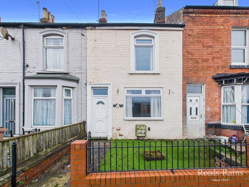 Main image of 2 bedroom Mid Terrace House for sale, Moorfield Road, Bridlington, East Yorkshire, YO16