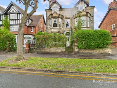 2 bedroom  Flat for sale