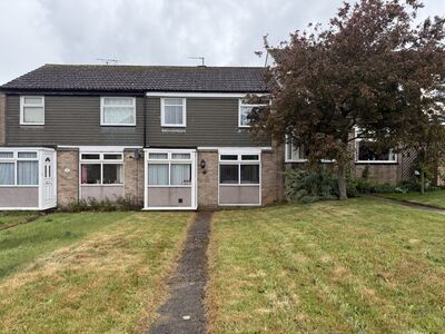3 bedroom Mid Terrace House for sale