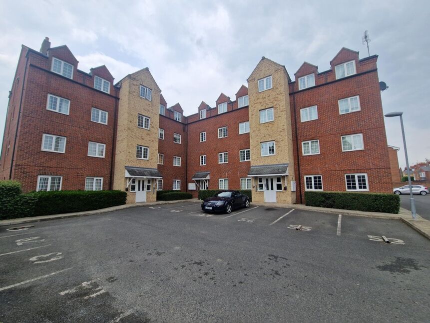 2 bedroom  Flat for sale