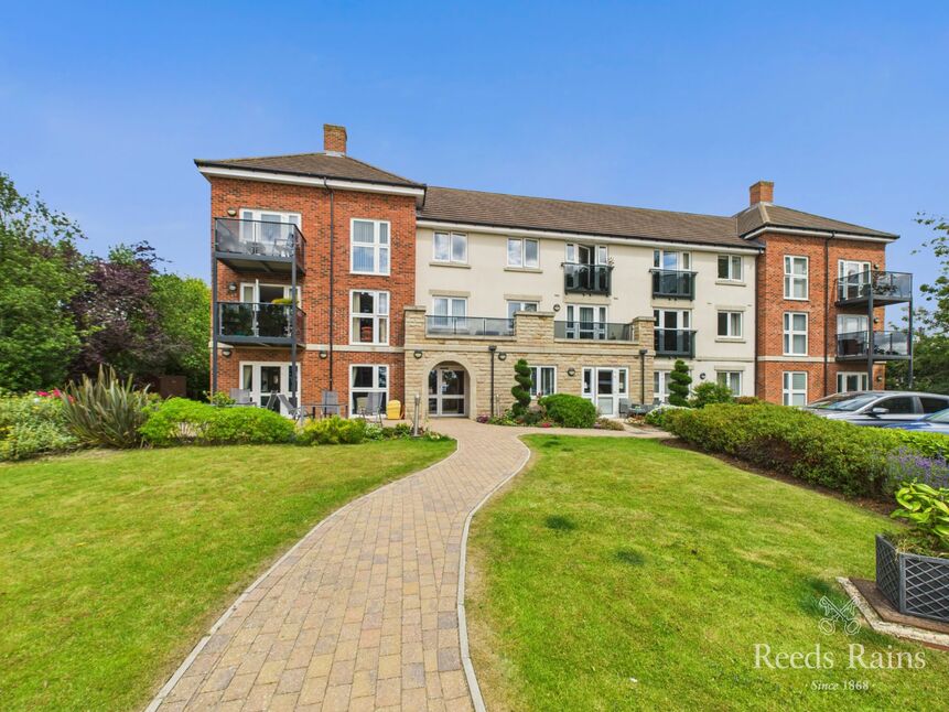 2 bedroom  Flat for sale