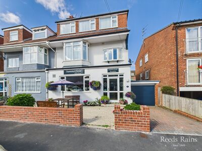 11 bedroom Semi Detached House for sale