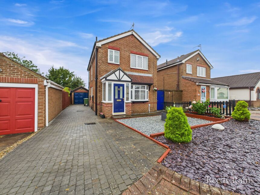 Main image of 3 bedroom Detached House for sale, Evesham Croft, Bridlington, East Yorkshire, YO16