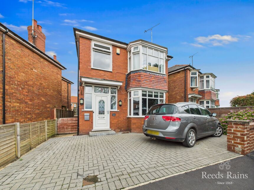 Main image of 3 bedroom Detached House for sale, St. Thomas Road, Bridlington, East Yorkshire, YO16