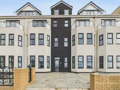 2 bedroom  Flat for sale
