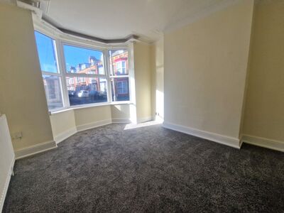 4 bedroom Mid Terrace House for sale