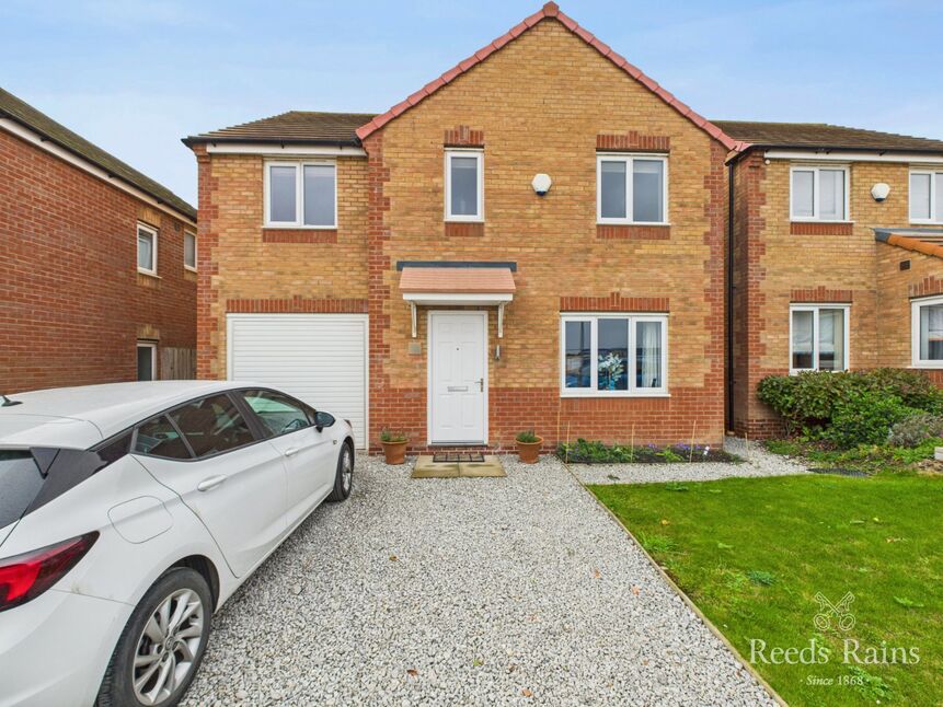 Main image of 4 bedroom Detached House for sale, Pinfold Lane, Bridlington, East Yorkshire, YO16