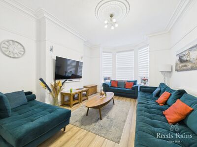 11 bedroom Semi Detached House for sale