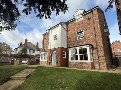 2 bedroom  Flat for sale
