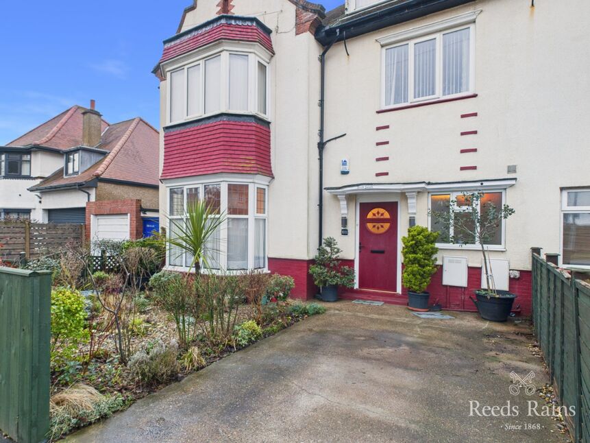 Main image of 2 bedroom Flat for sale, Cardigan Road, Bridlington, East Yorkshire, YO15