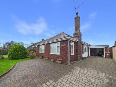 3 bedroom Detached Bungalow for sale