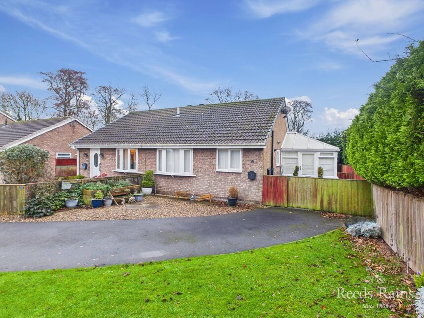 Main image of 2 bedroom Semi Detached Bungalow for sale, Greenways Close, Bridlington, East Yorkshire, YO16