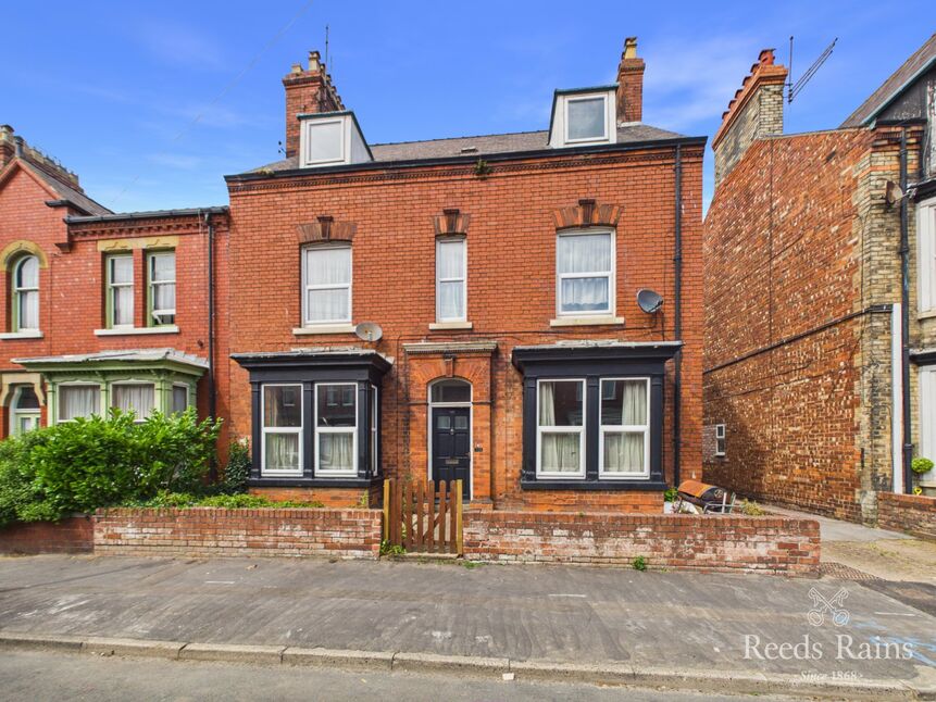 Main image of 5 bedroom End Terrace House for sale, Richmond Street, Bridlington, East Yorkshire, YO15
