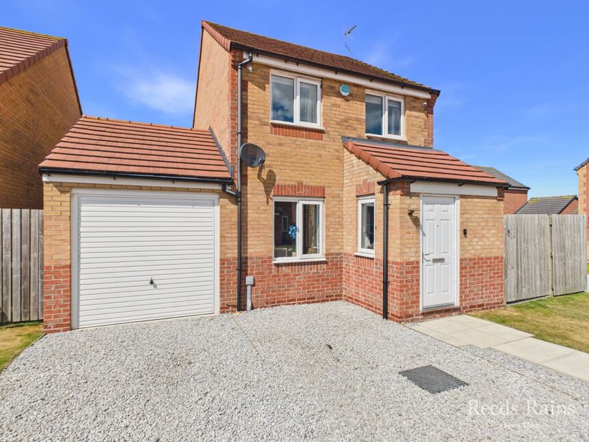 Main image of 3 bedroom Detached House for sale, Warminster Close, Bridlington, East Yorkshire, YO16