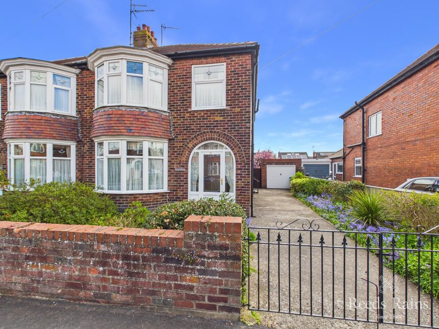 Main image of 3 bedroom Semi Detached House for sale, Rosebery Avenue, Bridlington, East Yorkshire, YO15