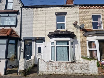 4 bedroom Mid Terrace House for sale