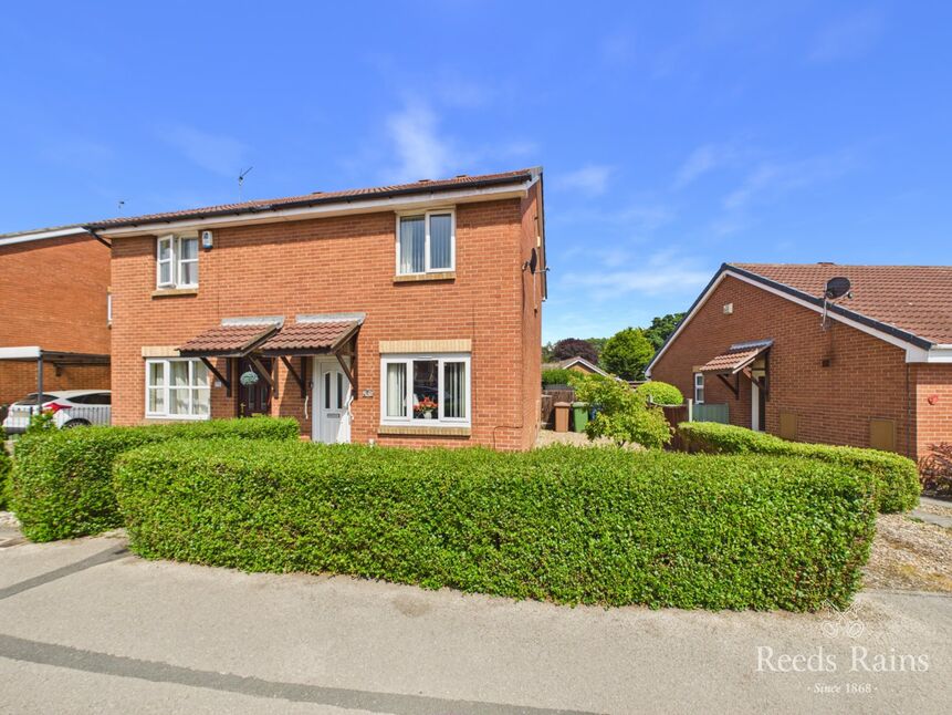 Main image of 3 bedroom Semi Detached House for sale, Wharfedale Drive, Bridlington, East Yorkshire, YO16