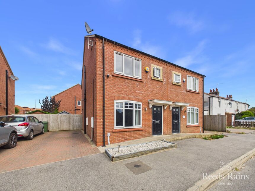 Main image of 3 bedroom Semi Detached House for sale, Easton Road, Bridlington, East Yorkshire, YO16