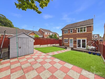 3 bedroom Detached House for sale