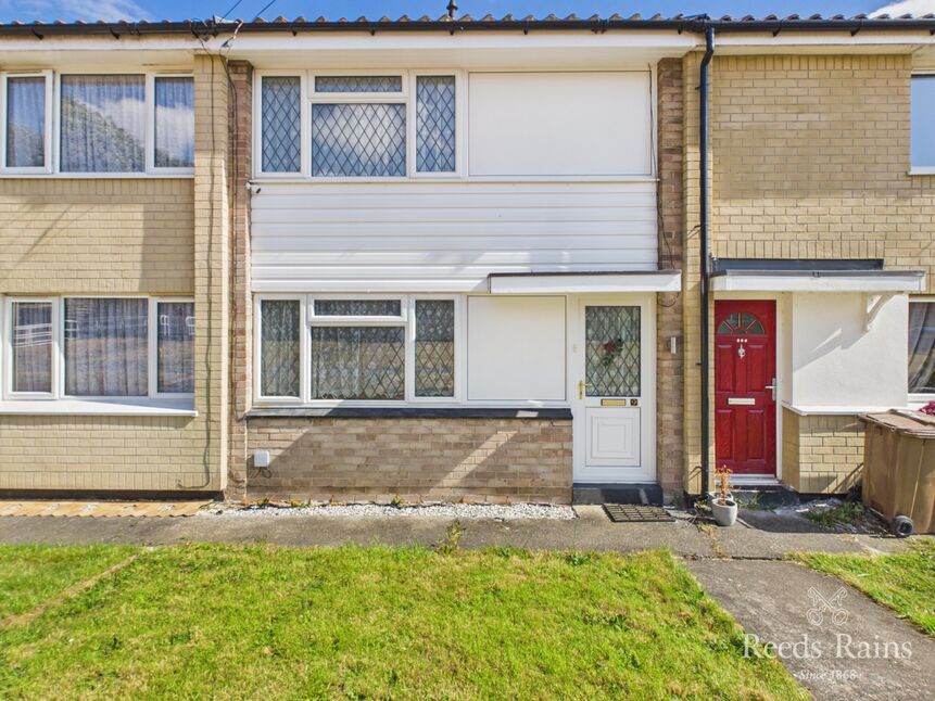 Main image of 2 bedroom Mid Terrace House for sale, Hastings Walk, Bridlington, East Yorkshire, YO16