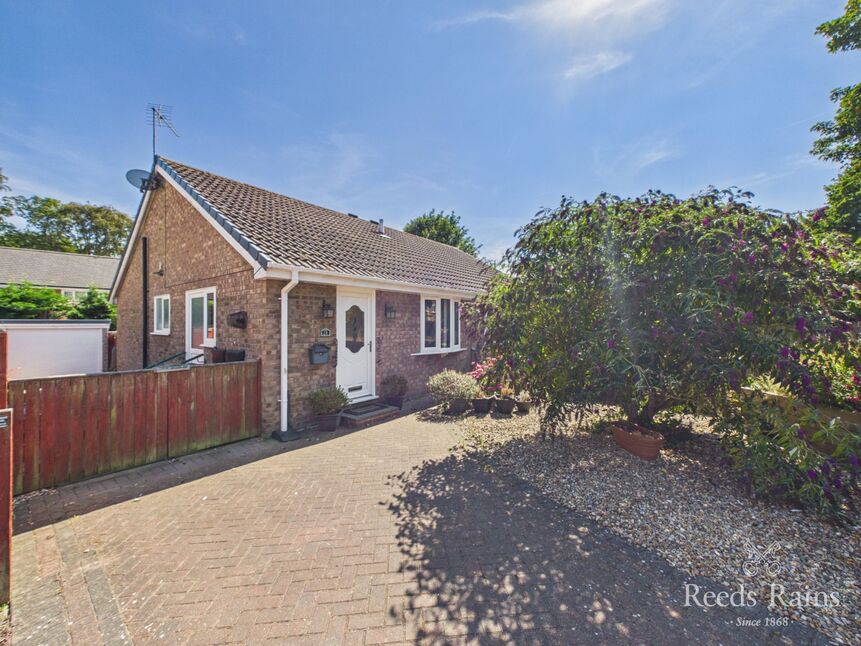 Main image of 2 bedroom Semi Detached Bungalow for sale, Greenways Close, Bridlington, East Yorkshire, YO16