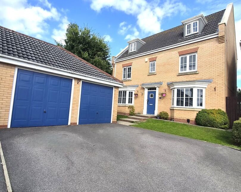 Main image of 5 bedroom Detached House for sale, Waterdale Close, Bridlington, East Yorkshire, YO16
