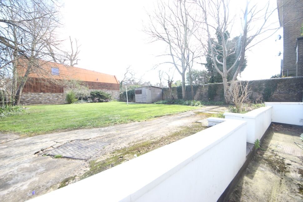Main image of 1 bedroom Flat to rent, Wickham Road, London, SE4