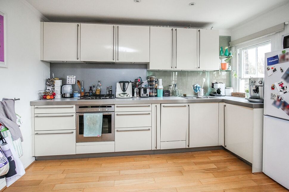 Open Plan Living Room / Kitchen