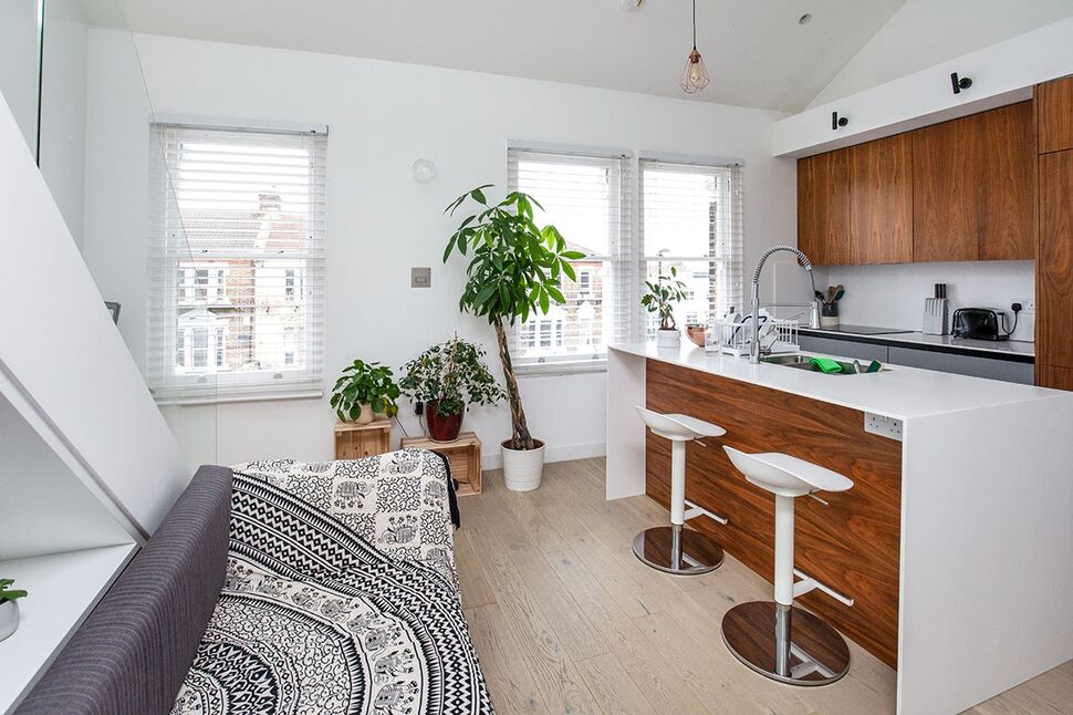 Main image of 2 bedroom  Flat to rent, Brockley Road, London, SE4