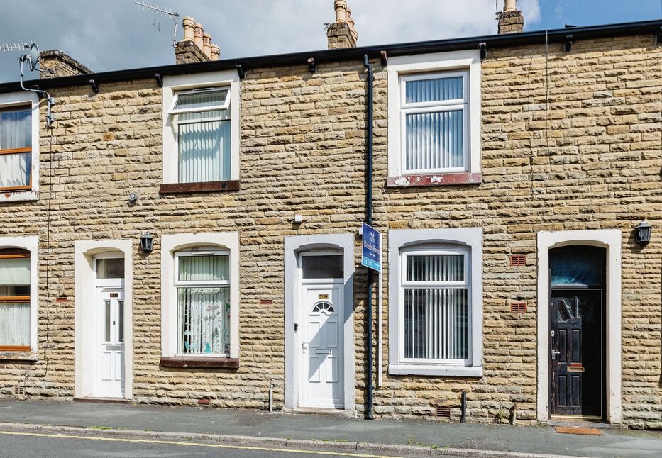 Main image of 2 bedroom Mid Terrace House to rent, Leyland Road, Burnley, BB11