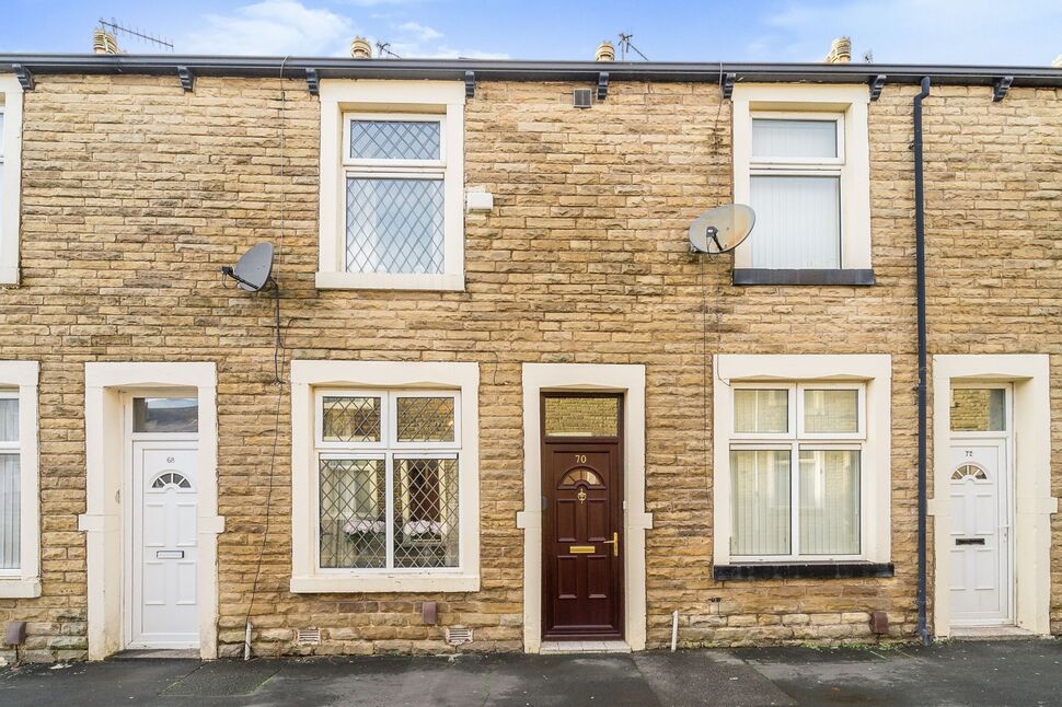 2 bedroom Mid Terrace House for sale, Leyland Road, Burnley, BB11 £50,000
