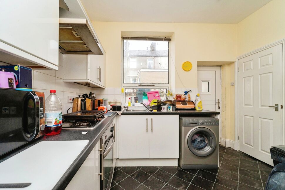 2 bedroom Mid Terrace House for sale, Peel Street, Padiham, BB12 £81,000