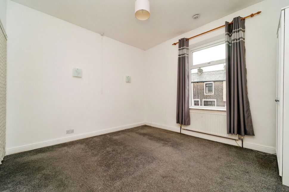 2 bedroom Mid Terrace House for sale, Lowerhouse Lane, Burnley, BB12