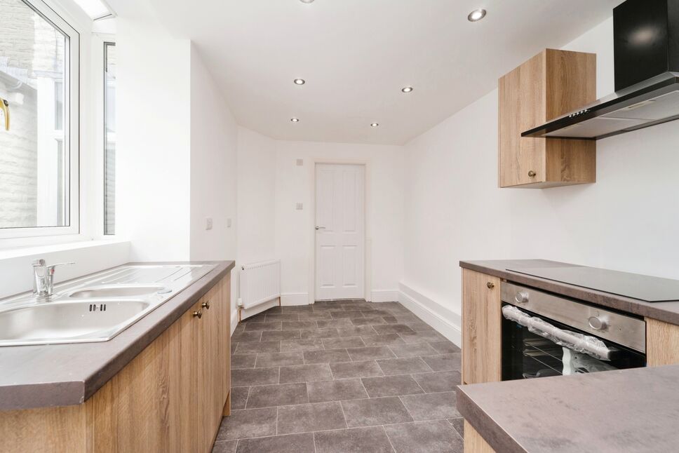 3 bedroom Mid Terrace House for sale, Accrington Road, Burnley, BB11