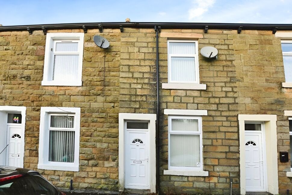2 bedroom Flat for sale, Mill Street, Padiham, BB12 £55,000