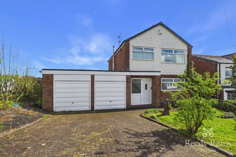 Main image of 3 bedroom Detached House for sale, Lindsay Park, Burnley, Lancashire, BB10