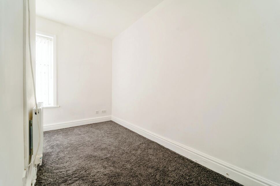 2 bedroom Mid Terrace House for sale, Pine Street, Nelson, BB9 £77,000