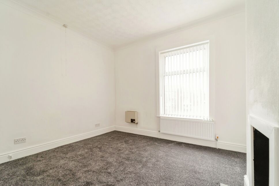 2 bedroom Mid Terrace House for sale, Pine Street, Nelson, BB9 £77,000