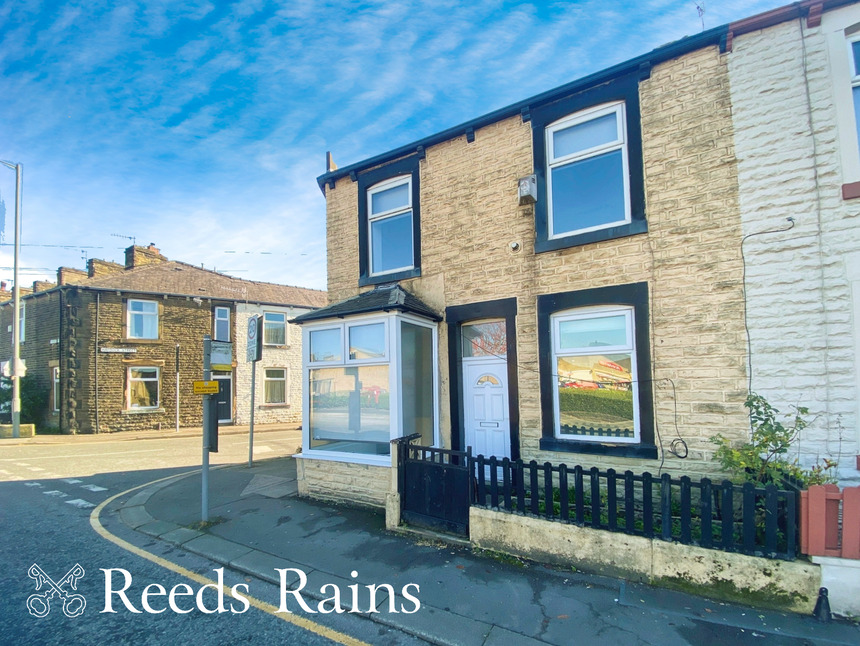 Main image of 2 bedroom End Terrace House to rent, Briercliffe Road, Burnley, Lancashire, BB10