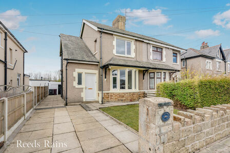 Brunshaw Road, 2 bedroom Semi Detached House for sale, £210,000
