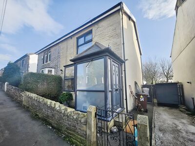 Burnley Road, 2 bedroom Semi Detached House for sale, £150,000