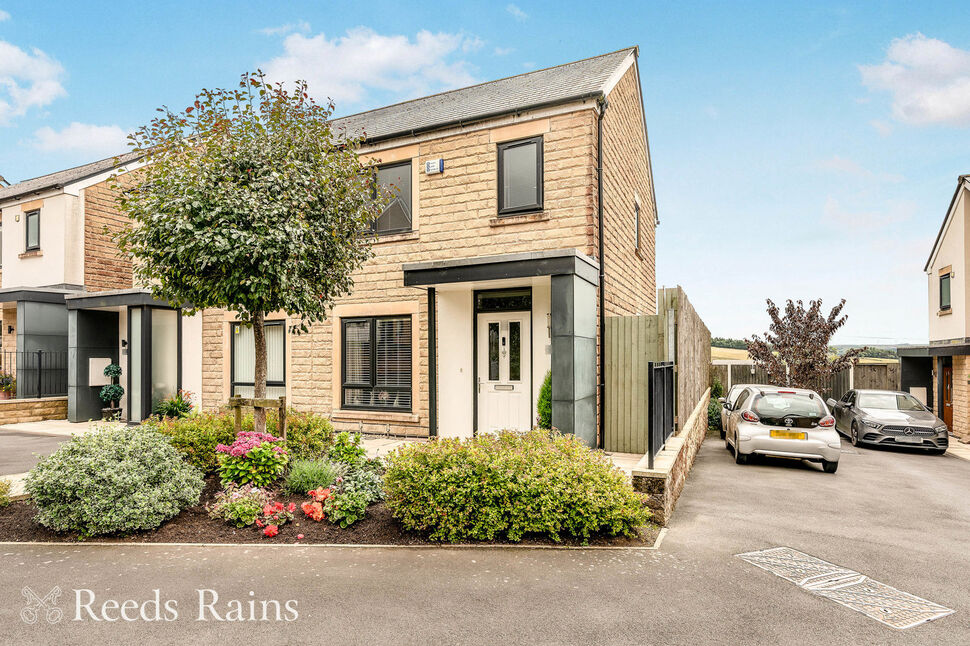 2 bedroom Semi Detached House for sale