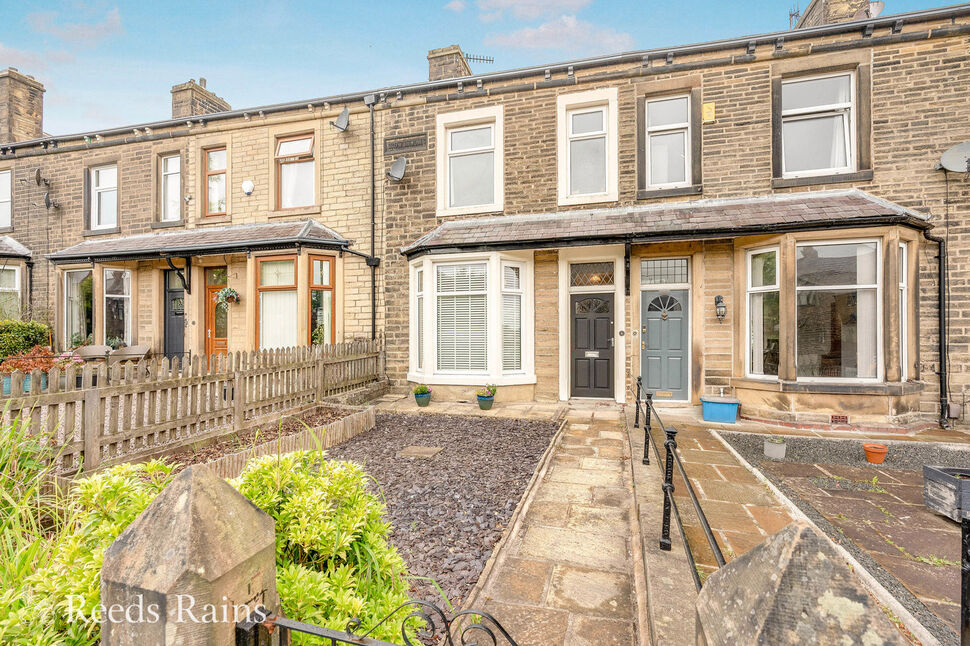 Main image of 3 bedroom Mid Terrace House for sale, Manchester Road, Burnley, Lancashire, BB11