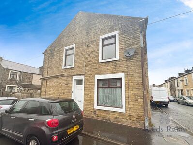 2 bedroom End Terrace House for sale