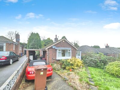 Hargrove Avenue, 2 bedroom Detached Bungalow for sale, £140,000